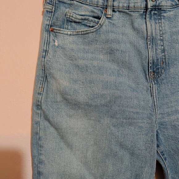 Old Navy High-Waisted Straight Leg Jeans Womens 14 Medium Wash Raw Hem Cropped - Picture 4 of 10